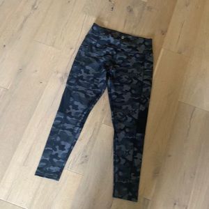 🛒FREE with Purchase. Lily’s Sport L-XL Leggings